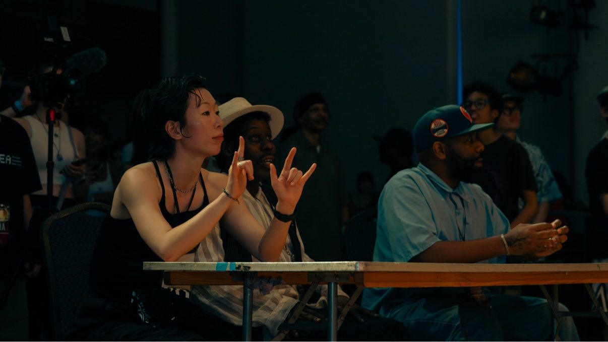 Judges watching the battle